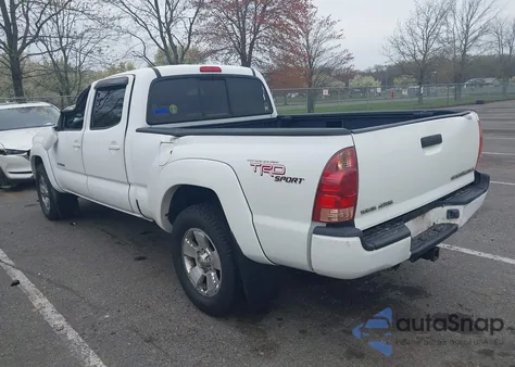 2008 Toyota Tacoma Base V6 z USA, uszkodzony, nr VIN 5TEMU52N28Z548041